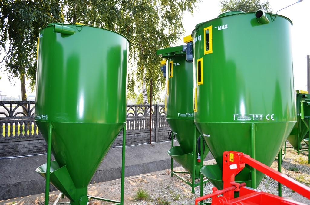 Mieszalnik pasz M-Rol 1500kg PROMOCJA! DO WYCZEPRANIA ZAPASÓW! — zdjęcie 2