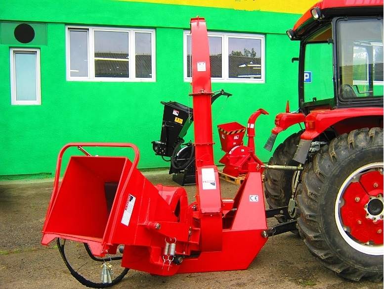 Rębak tarczowy do gałęzi,  BóBR92R: 4 noże , napęd z WOM  min 50 kM — zdjęcie 2