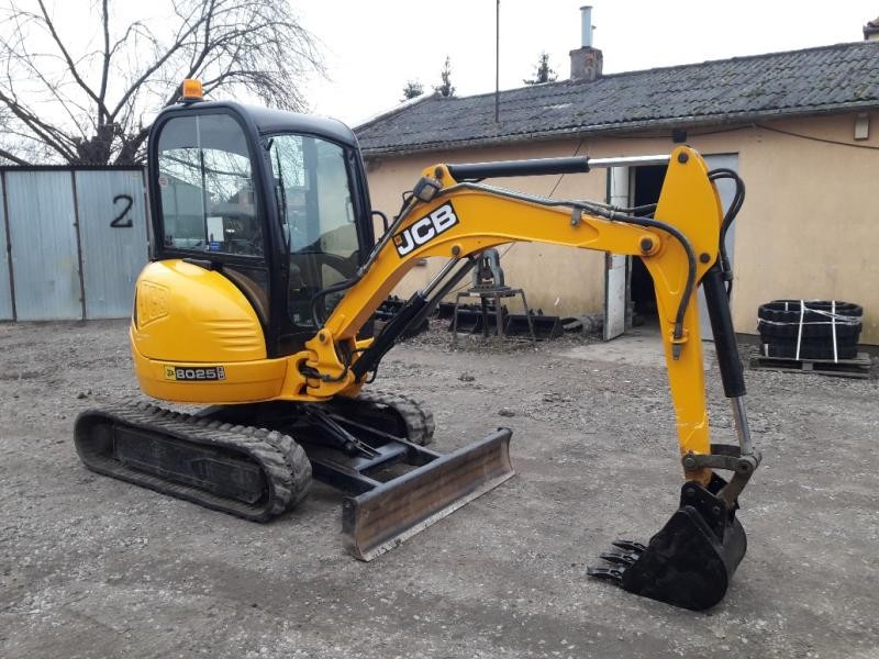 JCB 8025 2009 rok - mini koparka na sprzedaż — zdjęcie 6
