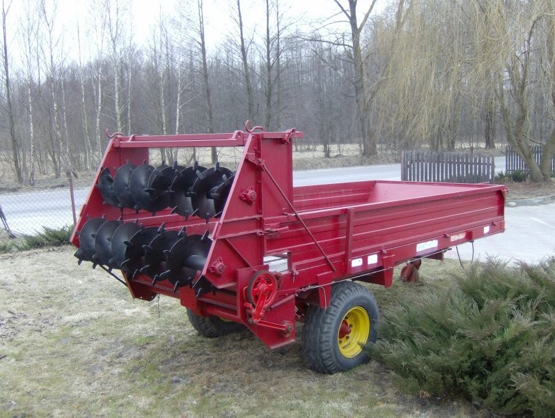 Sprzedam rozrzutnik Fella