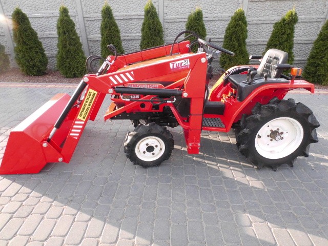 Mitsubishi MT135+ ładowacz TUR  — zdjęcie 1