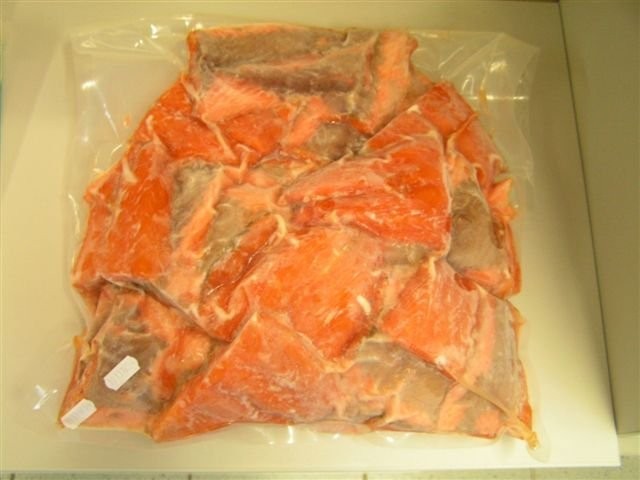 Łosoś filet wędzony plastry, filet kawałki — zdjęcie 1