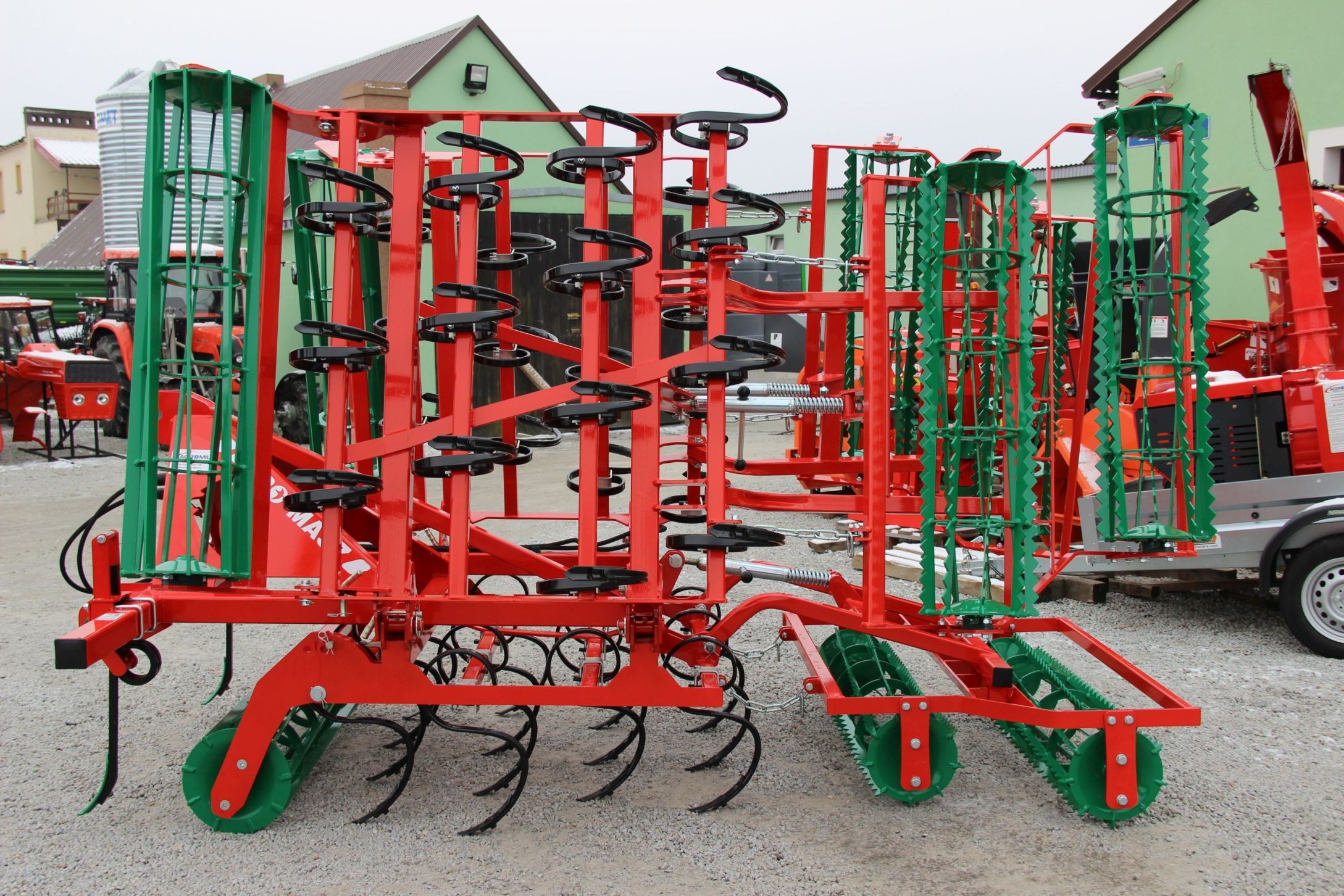Agregat uprawowy hydrauliczny AGRO-MASZ hydraulicznie składane — zdjęcie 5
