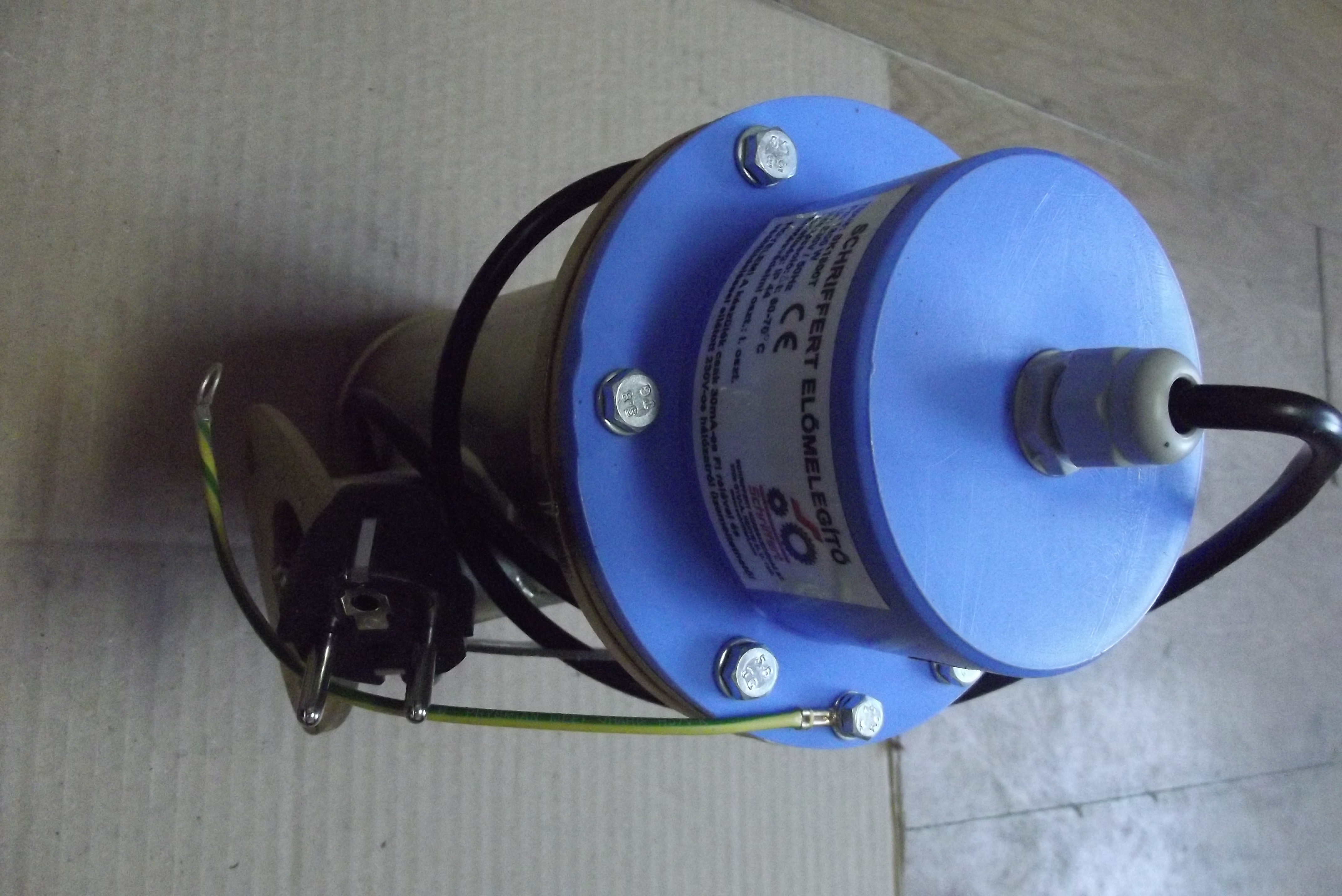 Grzałka płynu chłodzącego MTZ 1800 W — zdjęcie 1