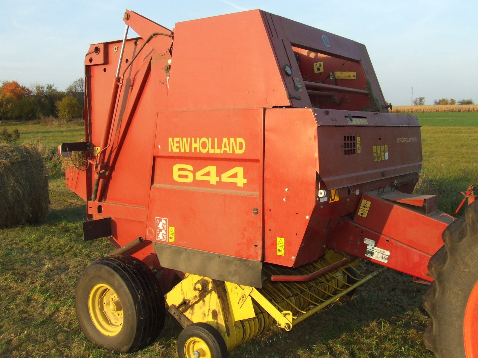 New Holland 644 - 1997 — zdjęcie 1