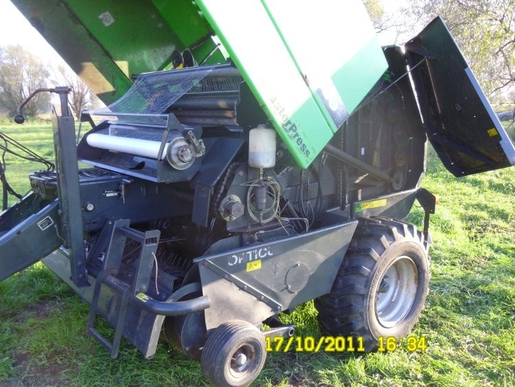 Prasa DEUTZ-FAHR MP 130 !Sprzedane! — zdjęcie 5
