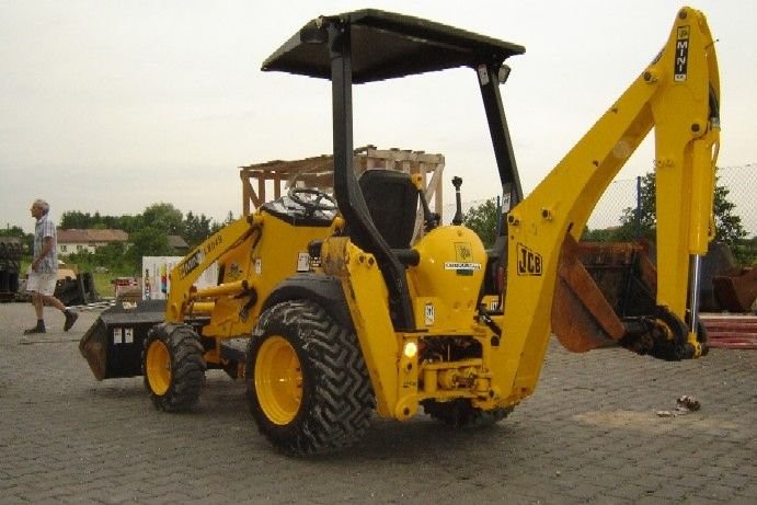 OKAZJA- JCB MINI CX rok 2005. 312 motogodzin — zdjęcie 1