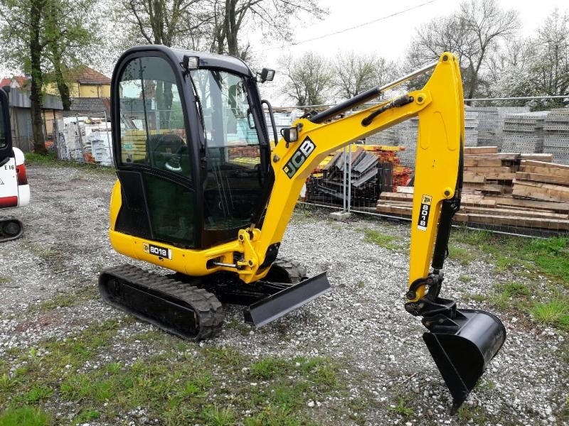 koparkikrakow.pl - JCB 8018 z 2012 i 2013 roku — zdjęcie 3