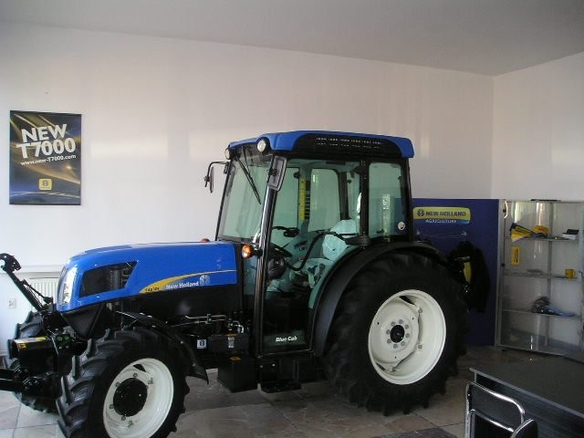 Nowy New Holland T4030 F — zdjęcie 1
