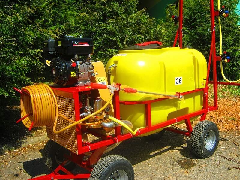 Opryskiwacz wózkowy spalinowy + zamgławiacz, 200l, 6,5 kM, 14-22l/min — zdjęcie 3