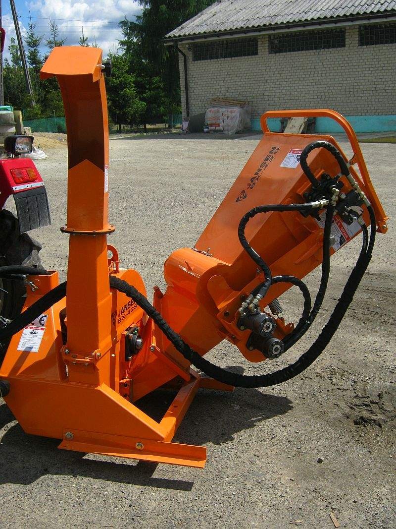 Rębak do gałęzi napędzany z WOM ciągnika 20-30HP, 4 noże tnące — zdjęcie 2