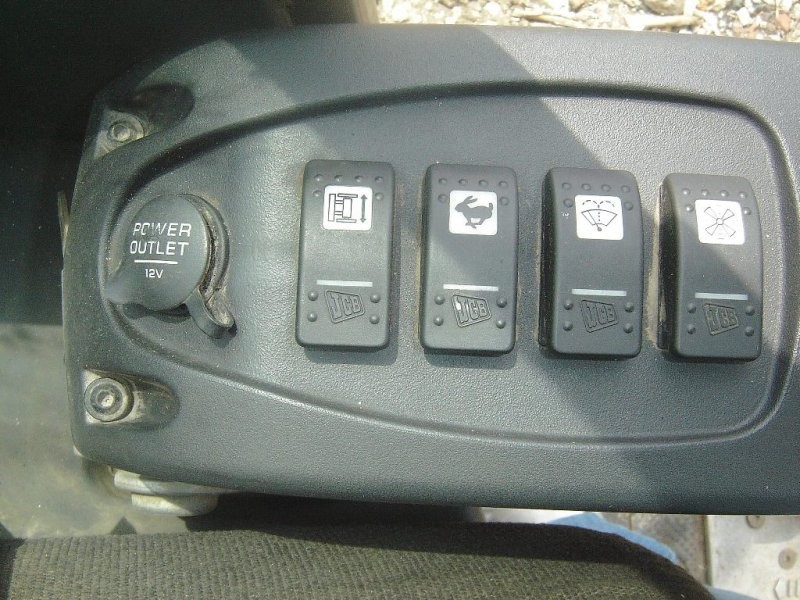 WYPRZEDAŻ--JCB 8018 rozsuwane gąsienice--WYPRZEDAŻ — zdjęcie 5