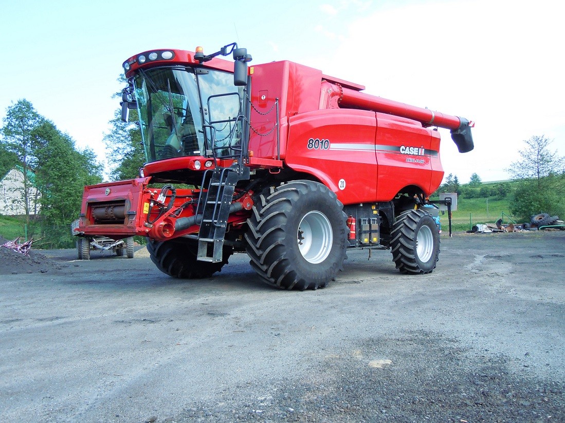 CASE 8010 AFX - 7,32 M - 2006 ROK