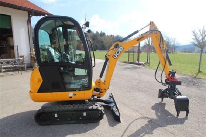 JCB 8018 / mini-koparka — zdjęcie 1