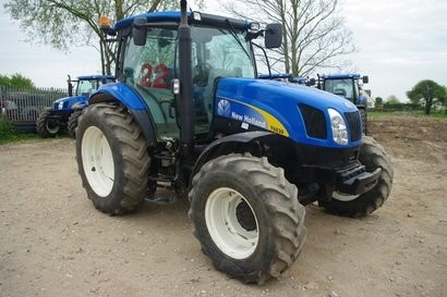 Used New Holland T 6030 Delta — zdjęcie 2