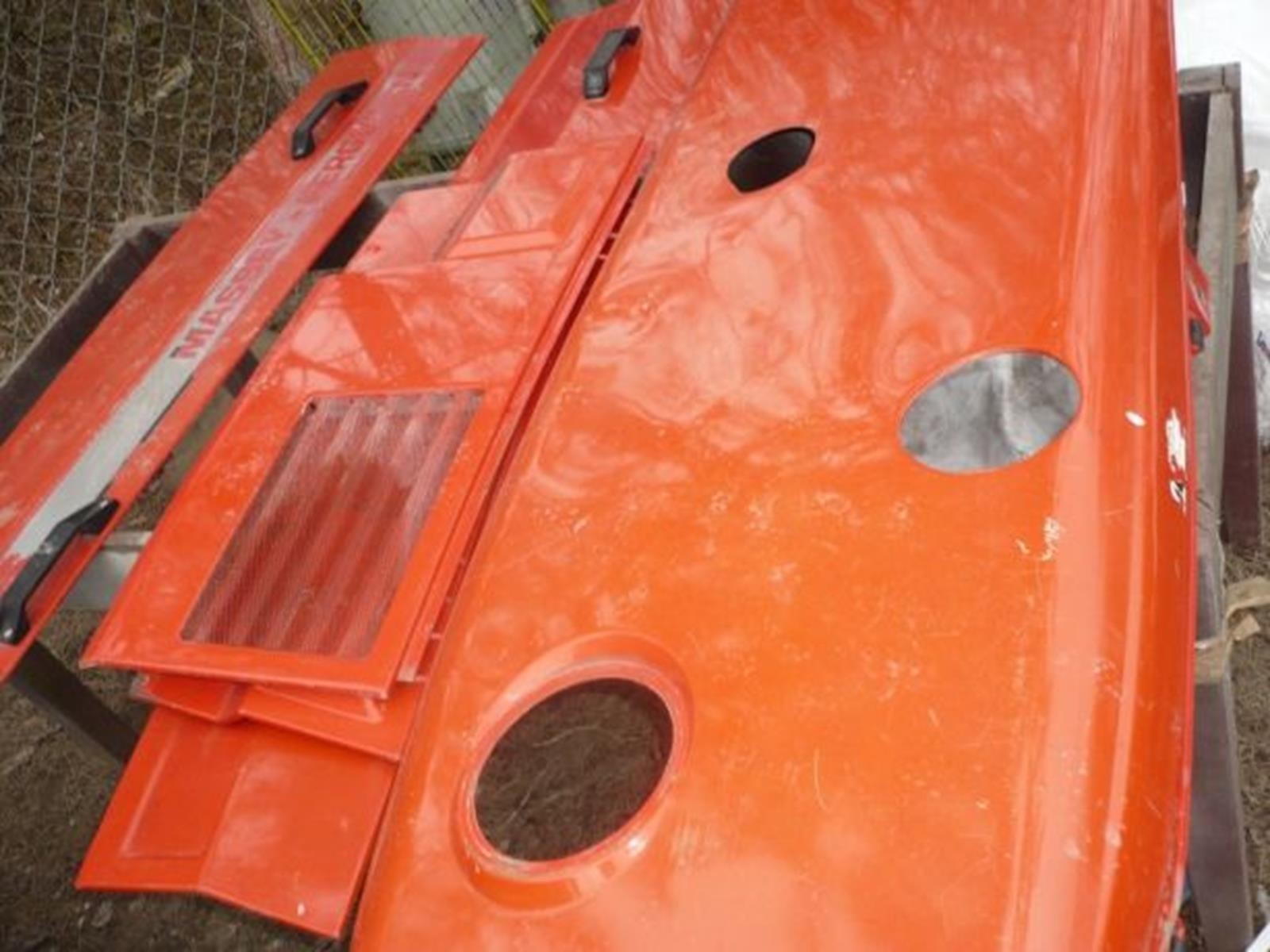 Osłona,maska silnika Massey Ferguson 3080,3085,3090,3095,3115,3125 — zdjęcie 5