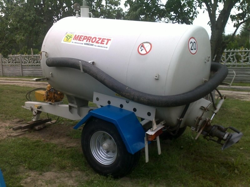 BECZKOWOZ MEPROZET 4300l- 2005r 3000l- 2009r — zdjęcie 4