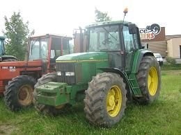 John Deere 6900