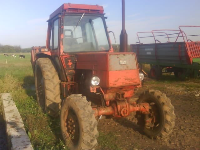 ciągnik rolniczy LTZ-55 — zdjęcie 1