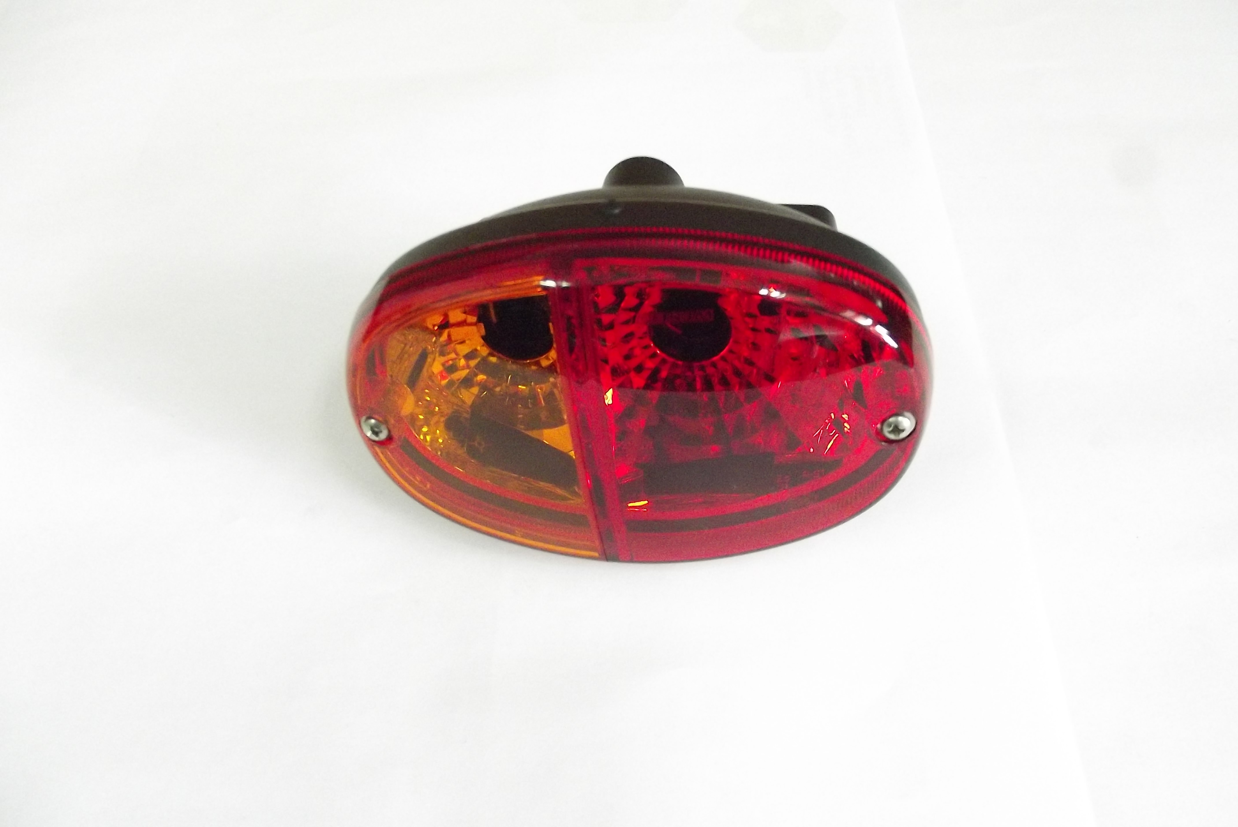 Lampa tylna zespolona Zetor, John Deere, New Holland — zdjęcie 1