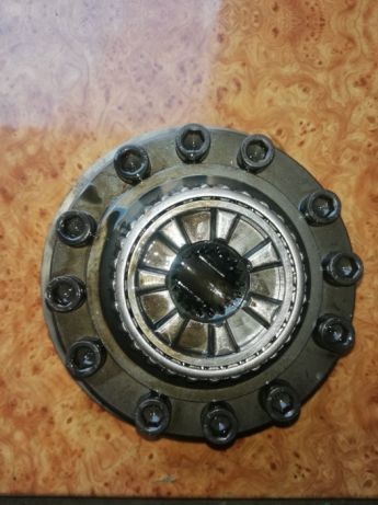 Mechanizm różnicowy Massey Ferguson 8210,8220,8240,8250,8260,8270,8280 — zdjęcie 2