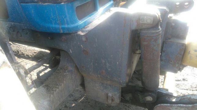 Przedni TUZ z WOM New Holland Ford 8670/8770/8970/g 170/g 190.. — zdjęcie 2