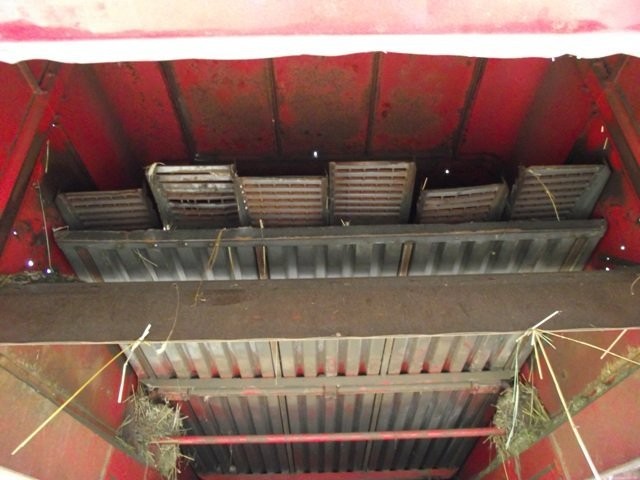 Kombajn zbożowy Massey Ferguson 760 — zdjęcie 2