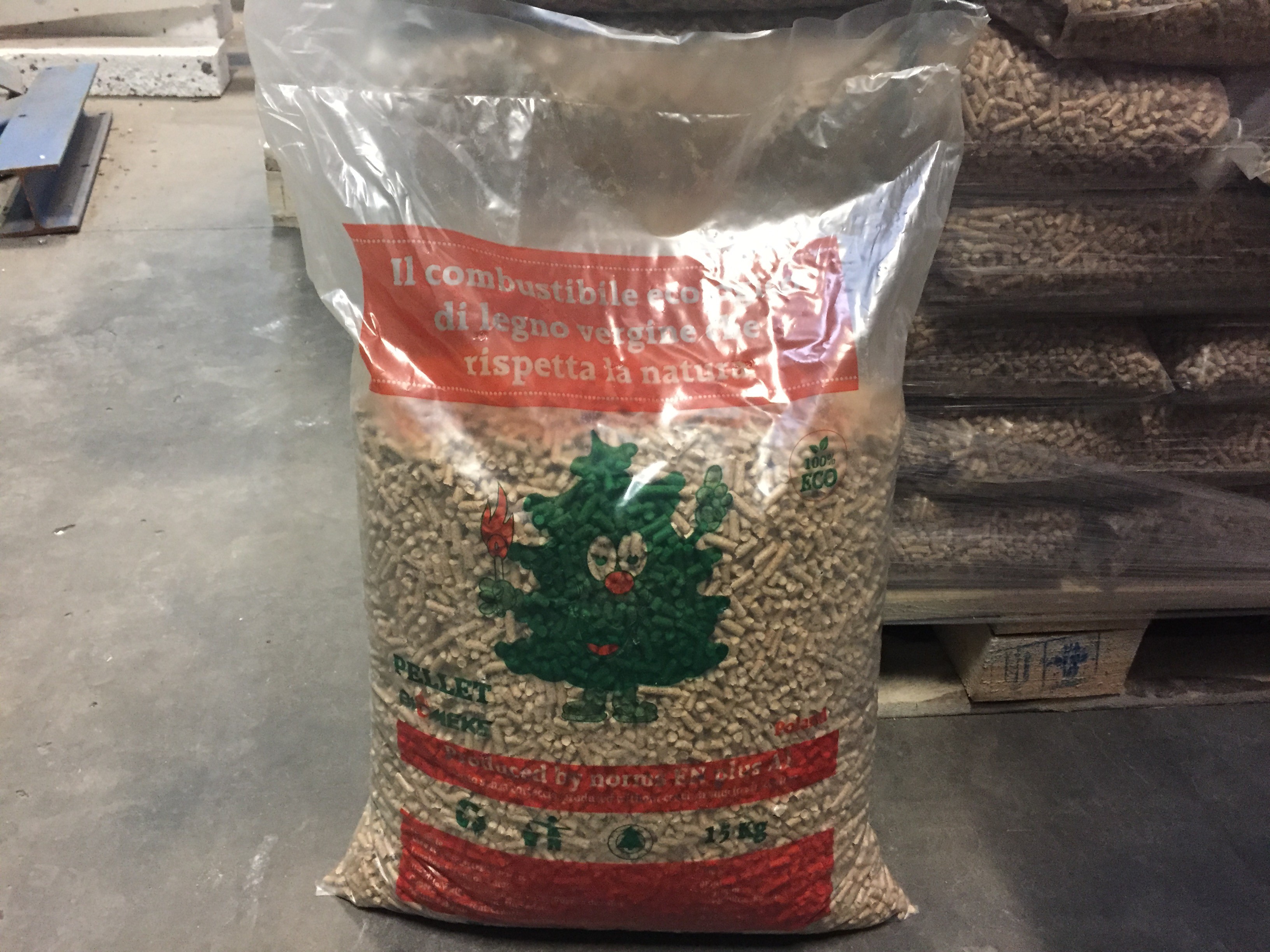 Pellet drzewny 6 mm sosna 100% worki 15 kg.  Dostawa.  — zdjęcie 4