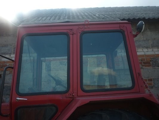 Sprzedam MTZ 80 — zdjęcie 1