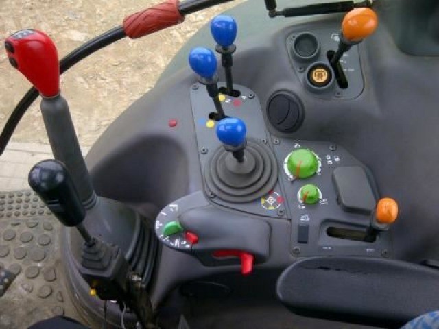 Deutz-fahr Agrotron 120 MK3 — zdjęcie 4