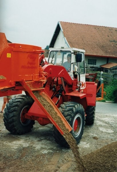 Betoniarka 1000 litrów do ładowarki,koparki Fliegl — zdjęcie 2
