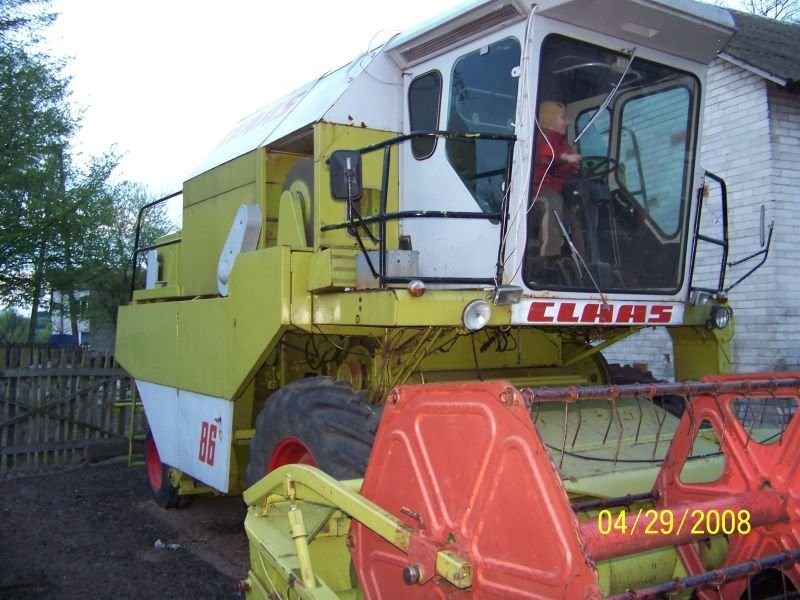 CLAAS DOMINATOR 86 — zdjęcie 1