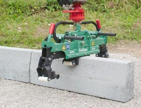 Hydrauliczny chwytak do krawężników — zdjęcie 2