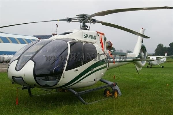 helikopter Eurocopter EC 130 B4 z 2005 roku — zdjęcie 1