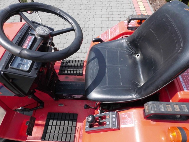 Yanmar F14 super stan mini traktor kubota iseki mitsubishi  — zdjęcie 4