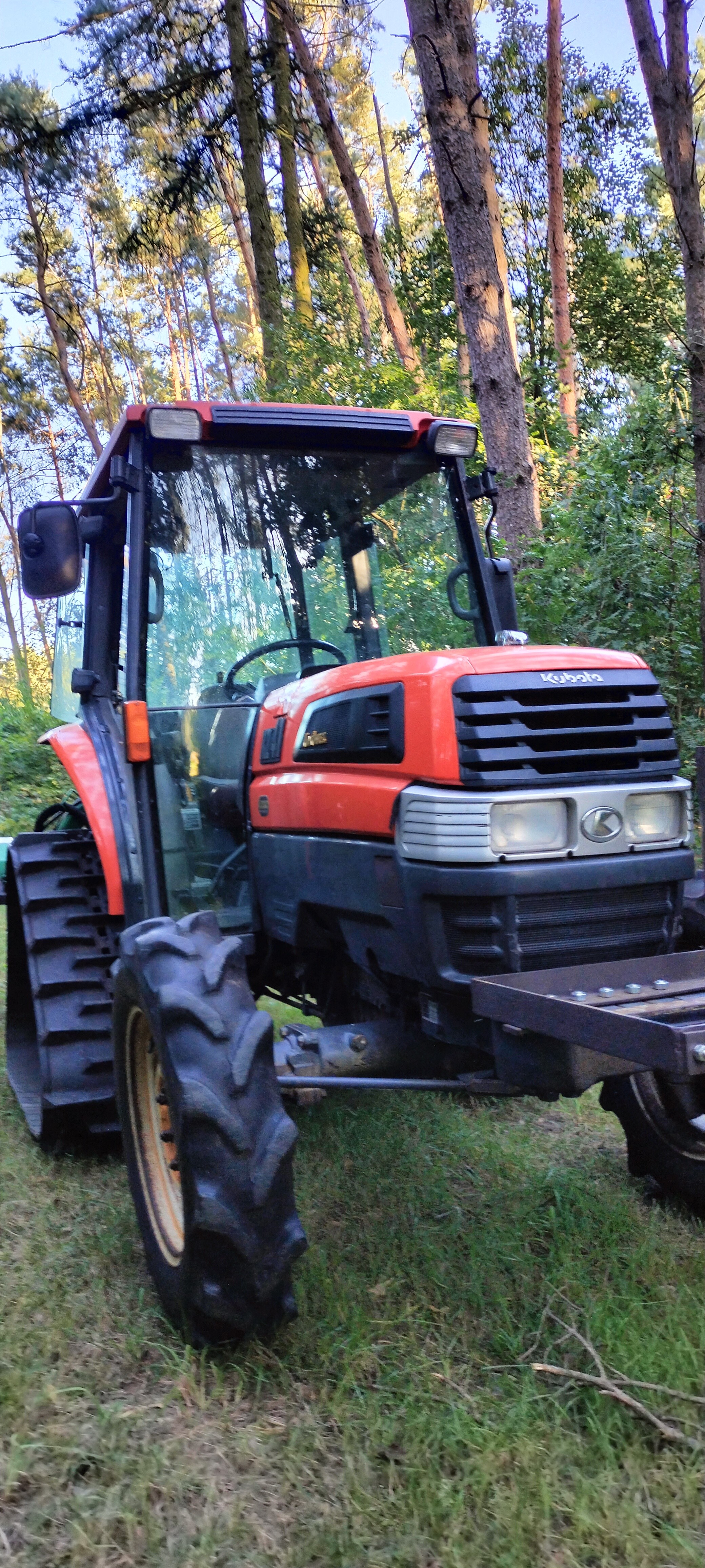 Traktor gąsienicowy Kubota KL41 — zdjęcie 4