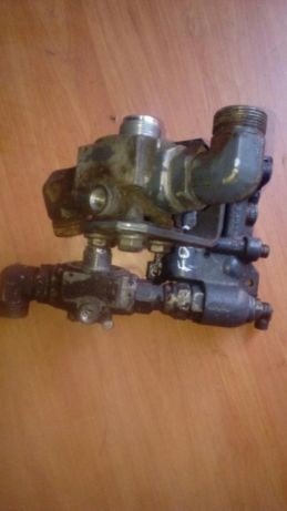 Podstawa filtrów hydraulicznych New Holland 8670,8770,8970 Ford g240, — zdjęcie 1