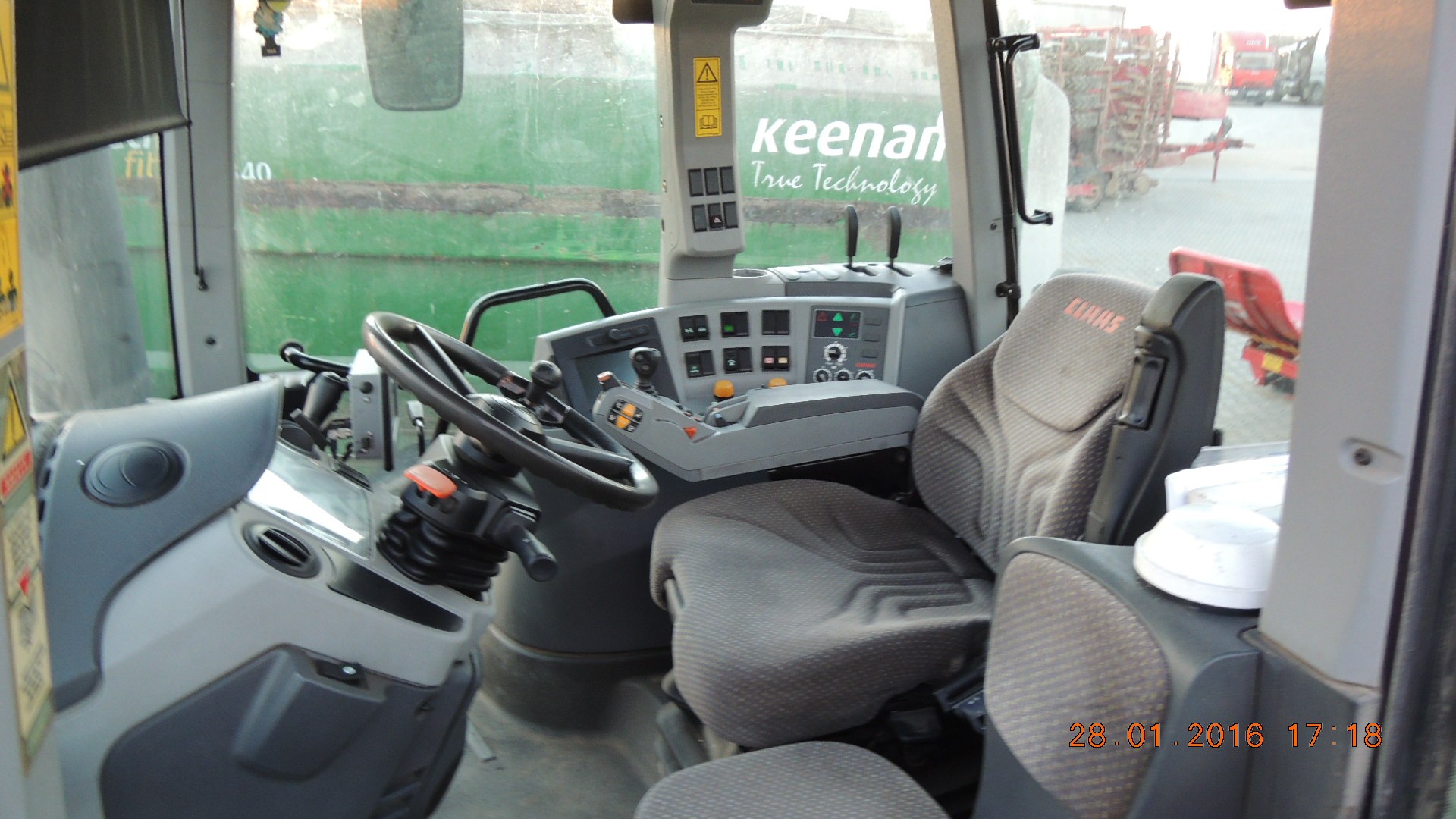 CIĄGNIK ROLNICZY CLAAS 840 2012r. — zdjęcie 4