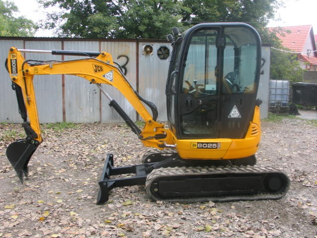 koparkikrakow.pl - JCB 8025 ZTS 2010 rok — zdjęcie 4