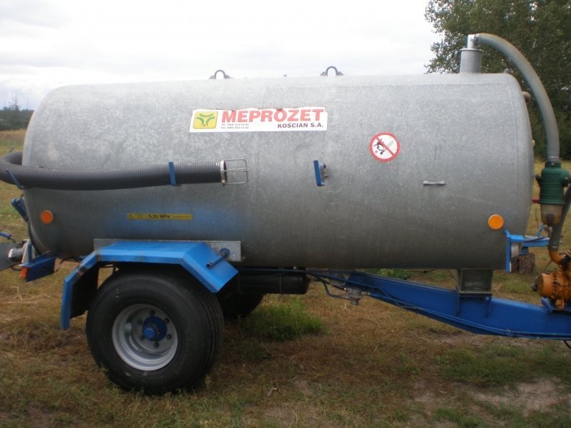 beczkowóz asenizacyjny Meprozet kościan 4300l 04r. — zdjęcie 2