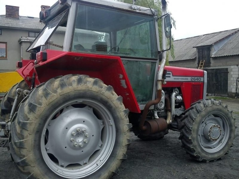 Sprzedam ciągnik rolniczy Massey Ferguson 2640 — zdjęcie 5