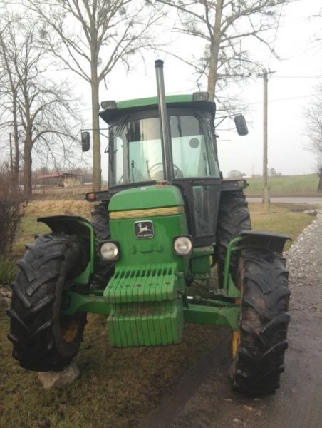 John Deere 2140 — zdjęcie 3
