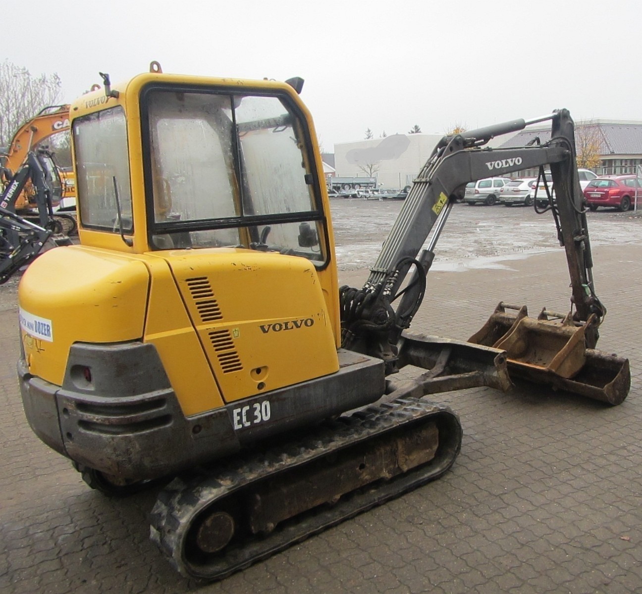Mini koparka Volvo EC-3O — zdjęcie 4