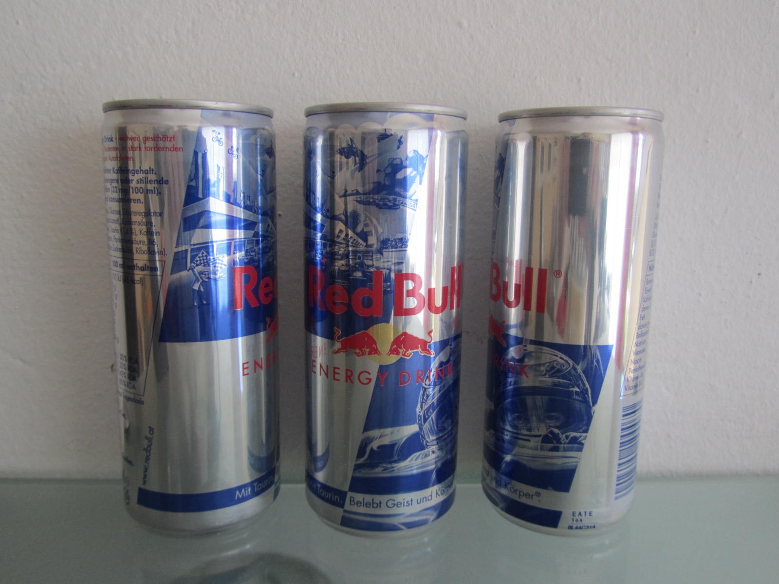 Red Bull Napój energetyczny o pojemności 250 ml (wyprodukowany w Austr — zdjęcie 1