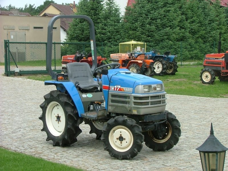 Mini traktorek Iseki TM17, 17KM, 4x4 — zdjęcie 3