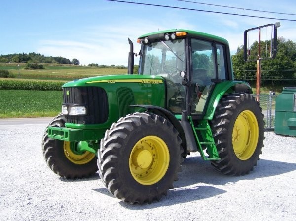 2005 John Deere 7320 Ciagniki — zdjęcie 3