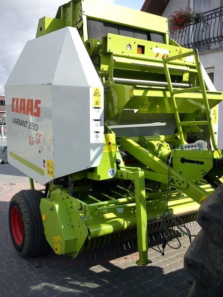 claas variant 280 RC 2005r jak nowa — zdjęcie 1
