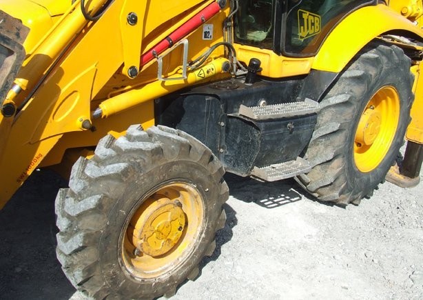 JCB 3CX SITEMASTER Z ROKU 2005 — zdjęcie 2
