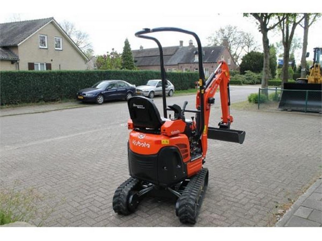 Kubota U10-3 Mini koparka — zdjęcie 3
