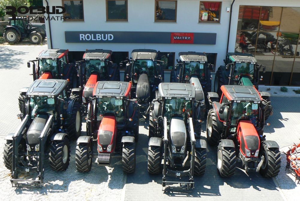 Ciągnik rolniczy Valtra T133 HiTech - maszyna demonstracyjna 2015 — zdjęcie 6